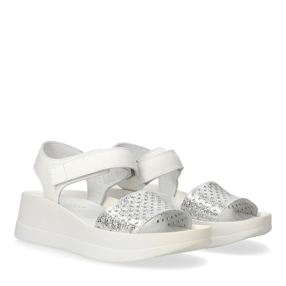  Silver and white leather sandals