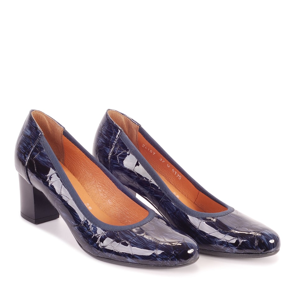  Navy blue leather pumps with a crocodile motif