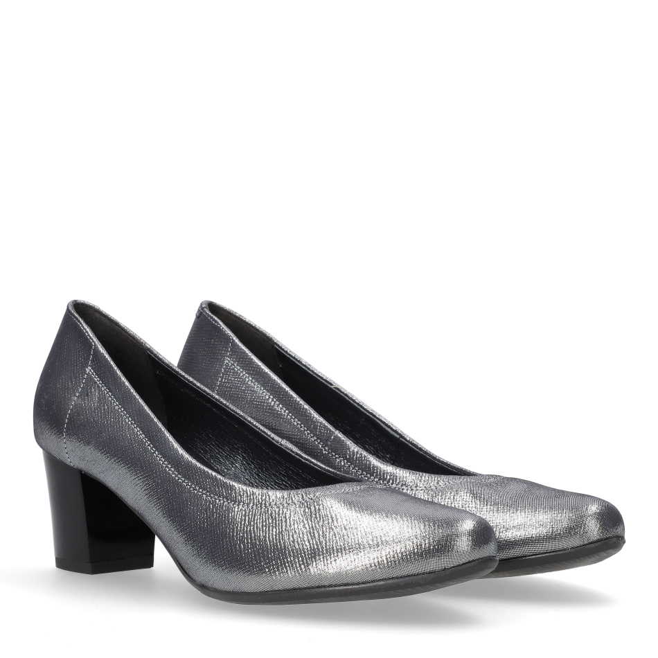  Black leather pumps 5522 Bioeco by Arka