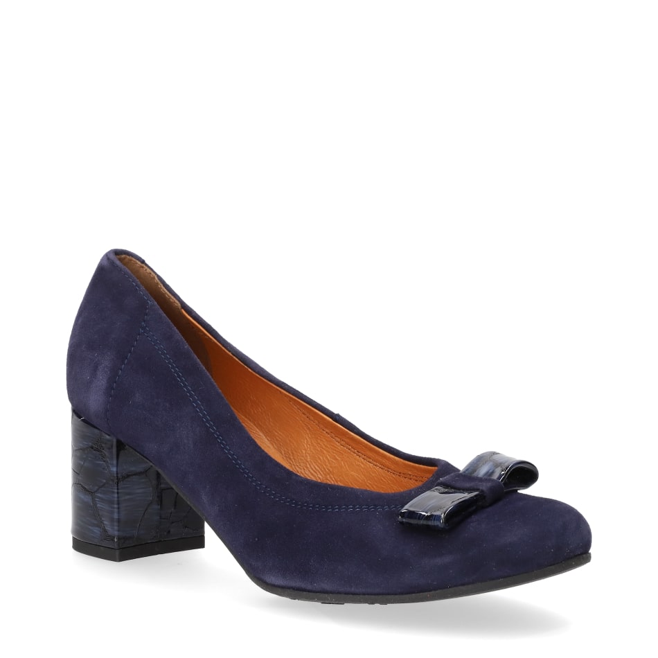 Navy blue suede pumps with a decorative bow