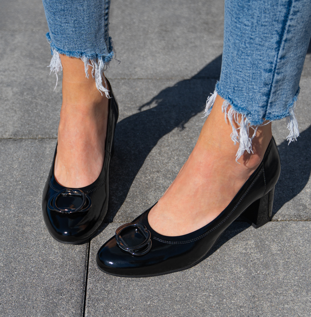  Black patent pumps