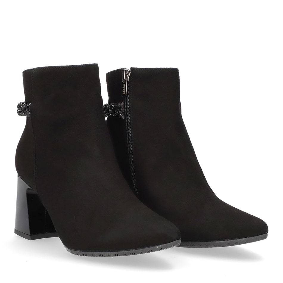  Black suede ankle boots