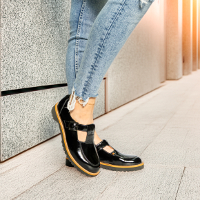  Czarne lakierowane półbuty 6948 Bioeco by Arka