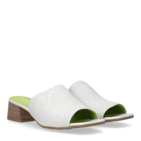  Białe skórzane klapki 4240 Bioeco by Arka
