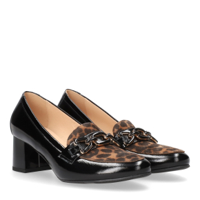  Czarne lakierowane półbuty 6798 Bioeco by Arka