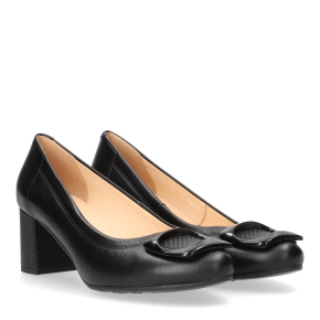  Czarne skórzane czółenka 6821