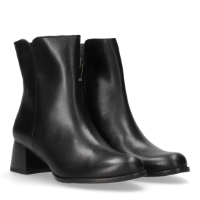  Czarne skórzane botki 7920 Bioeco by Arka