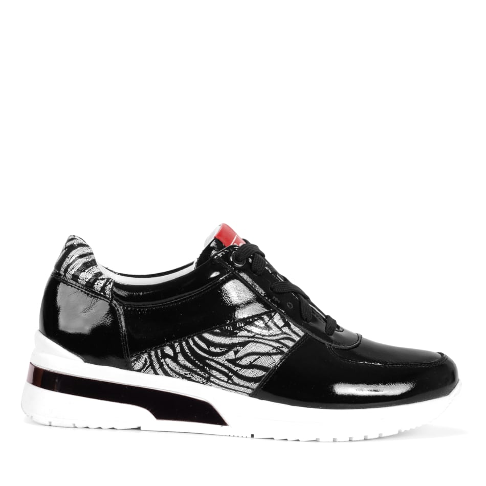 Black and white lacquered sports shoes