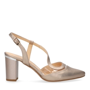 Pearl beige leather pumps