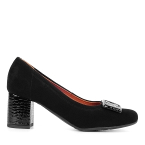 Black velor pumps with a decorative bow