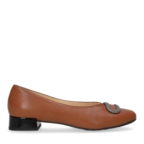 Brown leather ballet flats