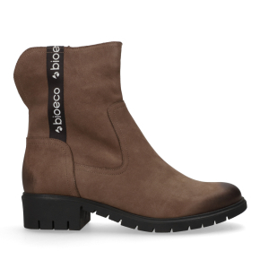 Brązowe skórzane botki