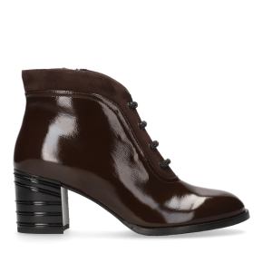 Brązowe lakierowane botki 7773 Bioeco by Arka