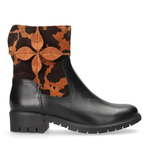 Czarne skórzane botki ze wzorem 7969 Bioeco by Arka